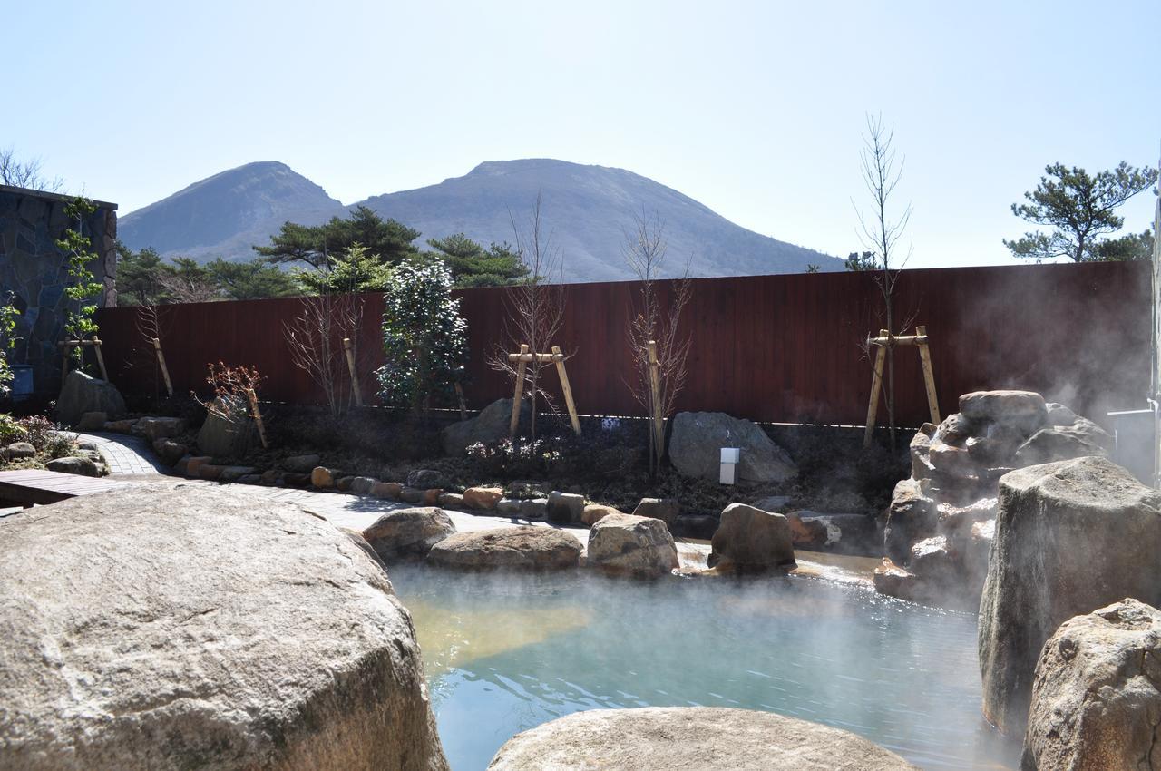 Ebino Kogenso Hotel Kirishima Exterior foto